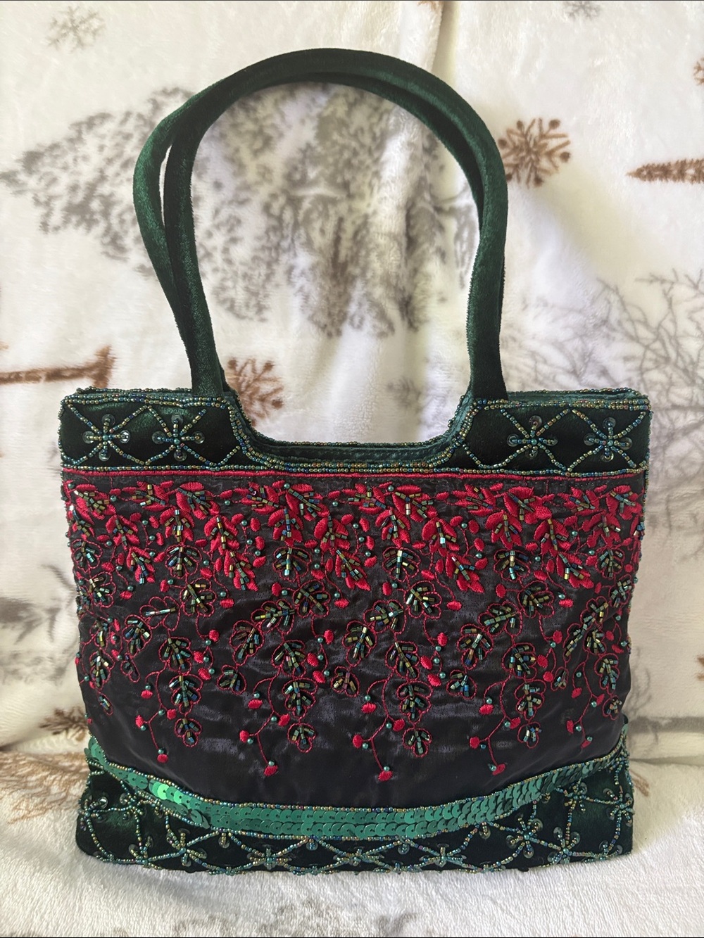 Embroidered sequins beads Velvet mix media 2 handle hand/shoulder Bag Green Red